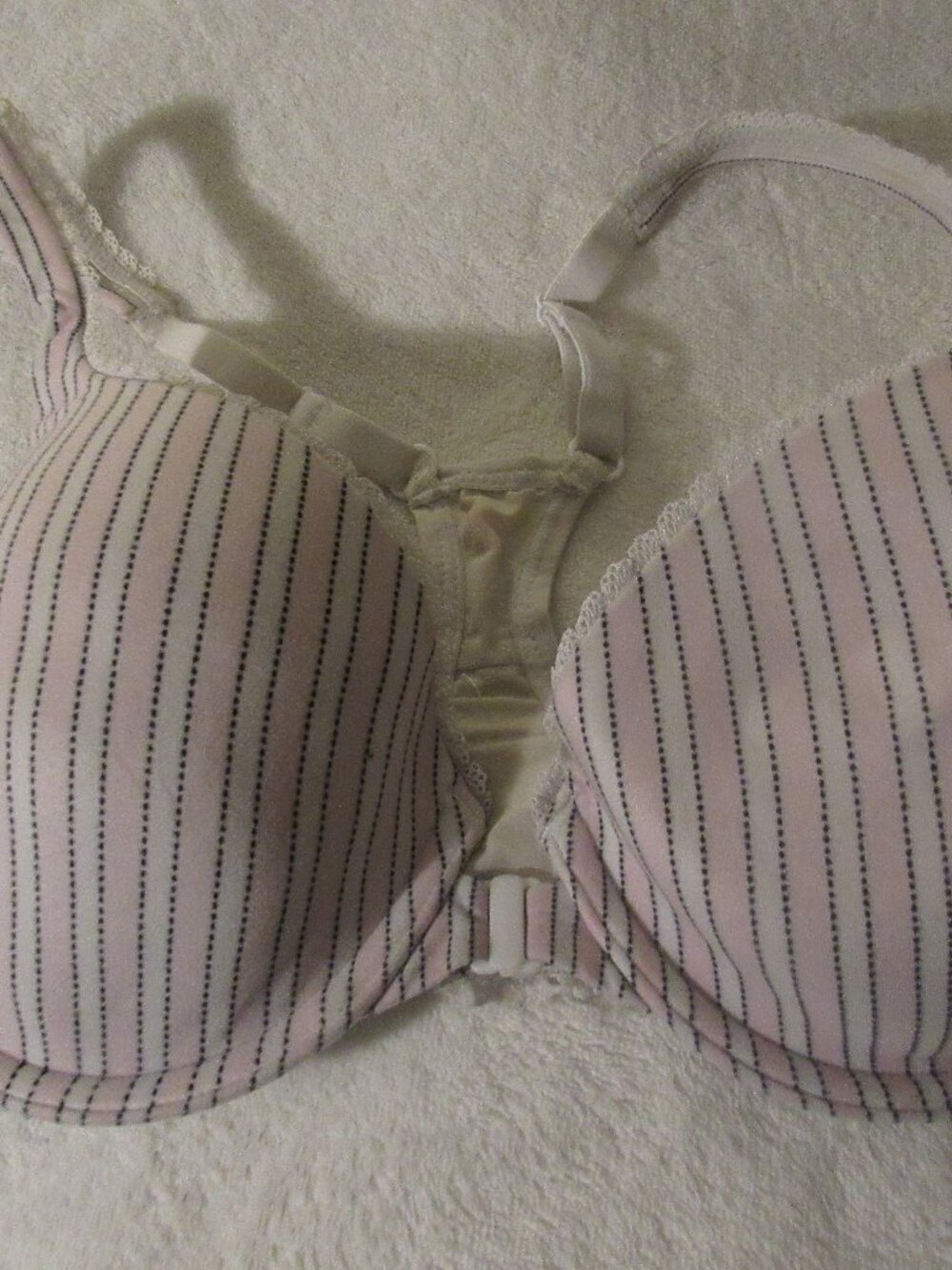 Victoria's Secret  Body By Victoria Racerback Demi  Size 34D  USED